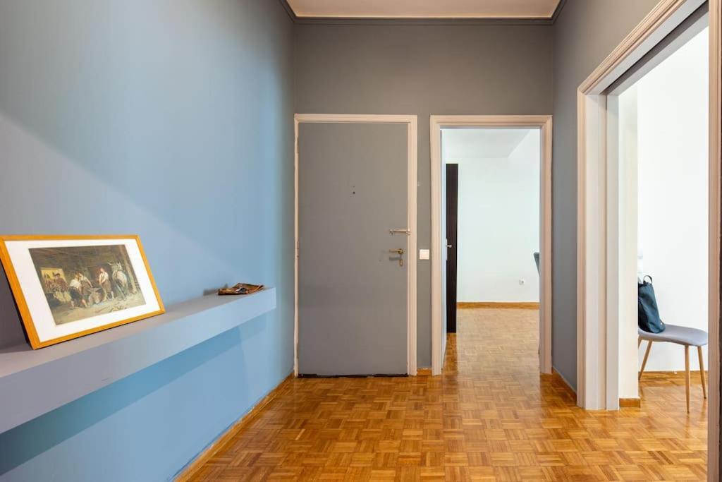 Tranquility Downtown Athens Appartement Buitenkant foto