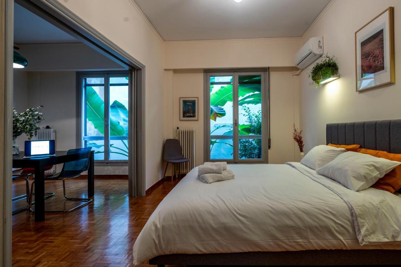 Tranquility Downtown Athens Appartement Buitenkant foto